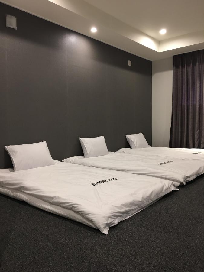 Ekonomy Hotel Jeongseon Buitenkant foto